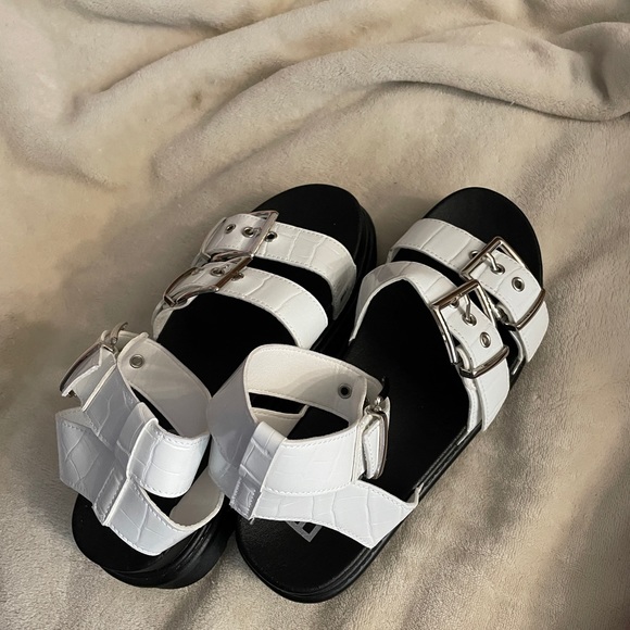 ego platform sandals - Picture 2 of 5